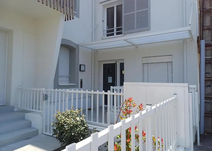 Cap Ocean-6 By Interhome Daire